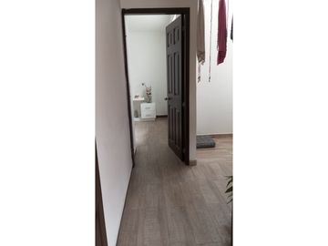 VENDO CASA  DUPLEX SECTOR UNICO DOSQUEBRADAS