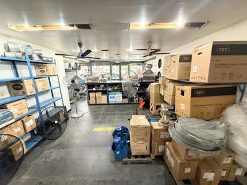 Depósito y Local en Venta Avellaneda