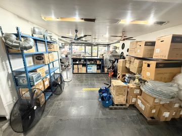 Depósito y Local en Venta Avellaneda