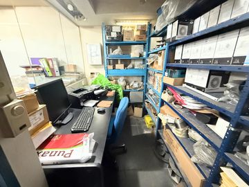 Depósito y Local en Venta Avellaneda