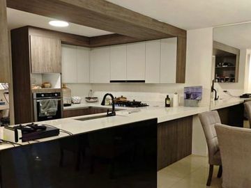 Hermosa Casa en  Venta con terreno excedente en Gévora Residencial, Apodaca N. L.