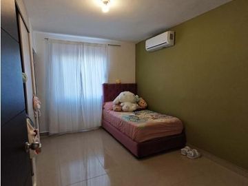 Hermosa Casa en  Venta con terreno excedente en Gévora Residencial, Apodaca N. L.