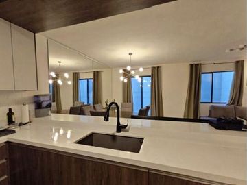 Hermosa Casa en  Venta con terreno excedente en Gévora Residencial, Apodaca N. L.