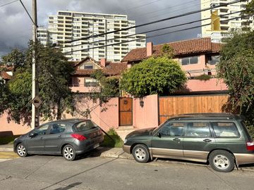 REÑACA VENTA CASA 7D 4B DOS PISOS JARDIN DEL MAR