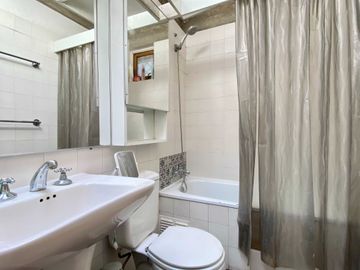 Casa en venta en LA REINA