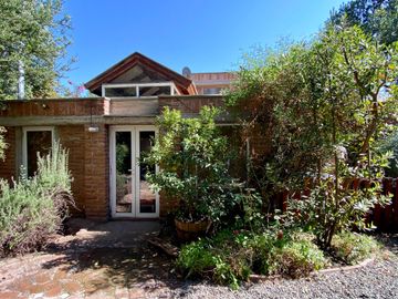Casa en venta en LA REINA