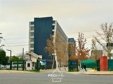 Casa en Venta en Casa con Gran Terreno en Barrio Seguro y Residencial, Metro San Joaquin, Macul