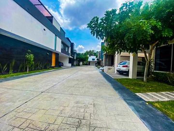 Casa en Cuernavaca , Los Volcanes $7,100,000