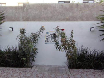 Casa en venta Fraccionamiento Cañadas del Arroyo Qro. 3,200,000 AlmQyn EMC