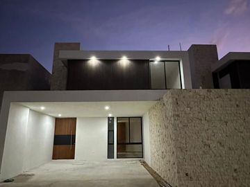 Casa en Venta en Cholul, ,Mérida Yucatán