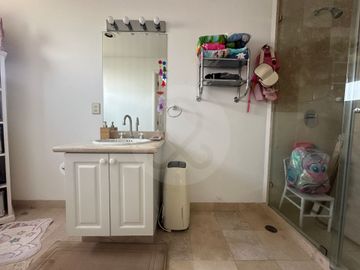 Casa en venta en Los Robles