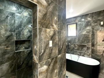 Brand New Modern House and Lot in Royale Estate – High-End Subdivision, Consolac