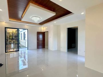 Brand New Modern House and Lot in Royale Estate – High-End Subdivision, Consolac