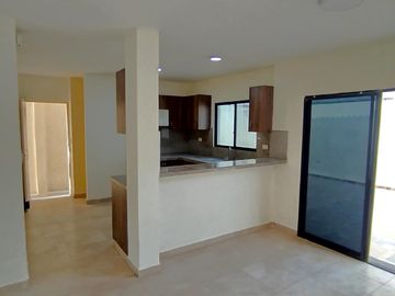 Venta Casa 3 dormitorios con estudio y family room Km 19 Vía a la Costa