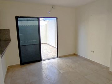 Venta Casa 3 dormitorios con estudio y family room Km 19 Vía a la Costa