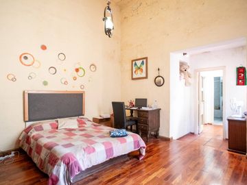 PH VENTA 3 AMBIENTES +ESCRITORIO PATIO SIN EXPENSA