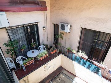 PH VENTA 3 AMBIENTES +ESCRITORIO PATIO SIN EXPENSA