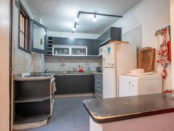 PH VENTA 3 AMBIENTES +ESCRITORIO PATIO SIN EXPENSA