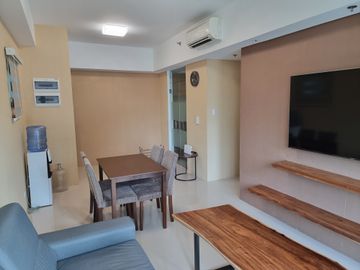RUSH SALE! Fully Furnished 1 Bedroom Condo with View at Bristol at Parkway Place