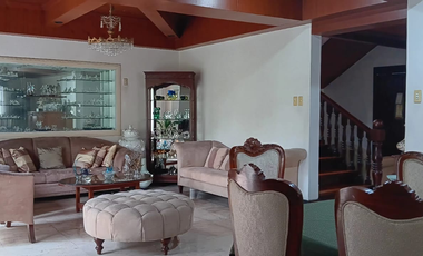 513sqm Spacious 2-Storey House and Lot FOR SALE in White Plains, Quezon City