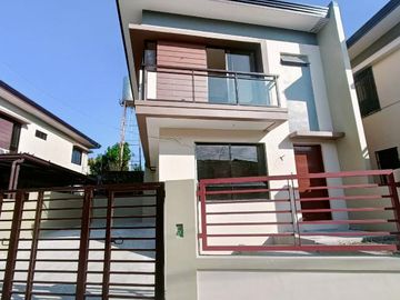 Elegant Modern Zen-Type Residential Single Attached in Pilar Las pinas-MD