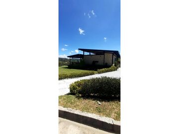Venta de finca en el Retiro Condominio Monte Sereno