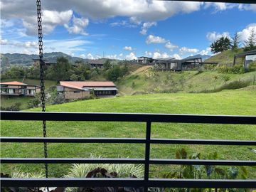 Venta de finca en el Retiro Condominio Monte Sereno
