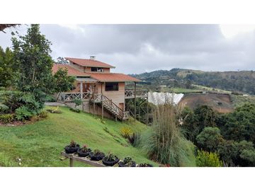 Venta de finca en Guarne vereda la Mejía