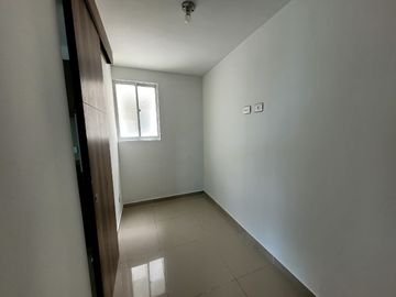Se vende apartamento con vista a la Vía al Mar en Villa Campestre.