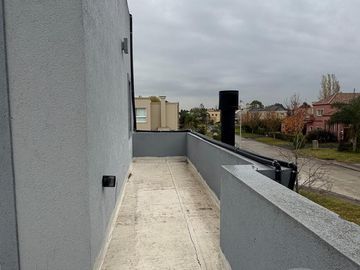 Casa en Venta - Barrio Don Joaquin, Canning