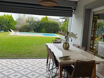 Casa en Venta - Barrio Don Joaquin, Canning