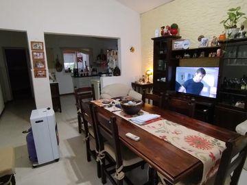 Casa en  zona Urquiza al Oeste