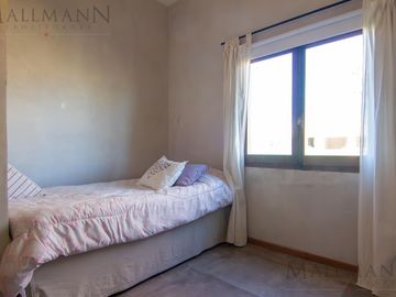 Venta Casa 3 Dormitorios Alcanfores Apto Crédito