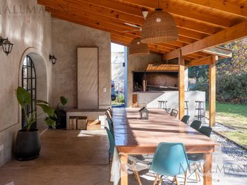 Venta Casa 3 Dormitorios Alcanfores Apto Crédito