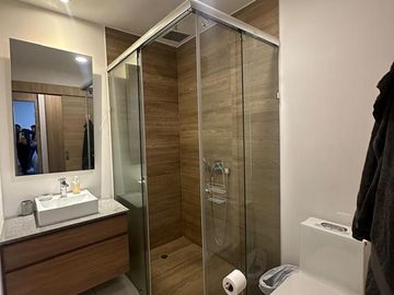 Venta Suite, Edificio ONE, sector La Carolina. AB