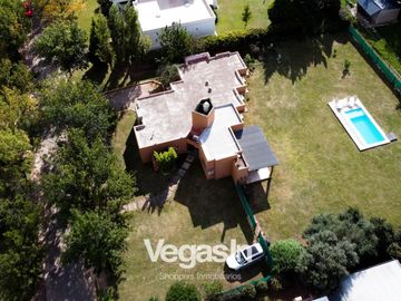 FINCAS DEL SUR - PLANTA BAJA - EXCELENTE UBICACION !