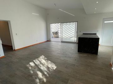 Casa céntrica en Funes