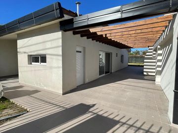 Casa céntrica en Funes