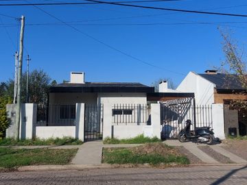 Casa céntrica en Funes
