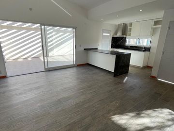 Casa céntrica en Funes