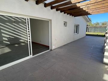 Casa céntrica en Funes