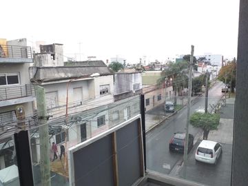 VENTA DE DEPARTAMENTO 2 AMBIENTES EN RAMOS MEJÍA