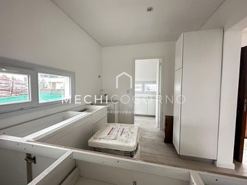 Casa en venta de 3 dormitorios pileta Santa Ana, Villa Nueva