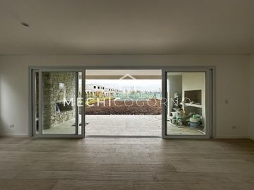 Casa en venta de 3 dormitorios pileta Santa Ana, Villa Nueva