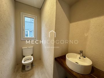 Casa en venta de 3 dormitorios pileta Santa Ana, Villa Nueva