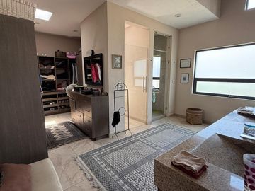 Increible Casa Estilo Toscana en Venta en Balcones Juriquilla