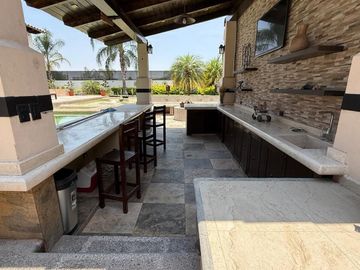 Increible Casa Estilo Toscana en Venta en Balcones Juriquilla