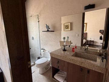 Increible Casa Estilo Toscana en Venta en Balcones Juriquilla