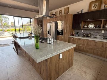 Increible Casa Estilo Toscana en Venta en Balcones Juriquilla