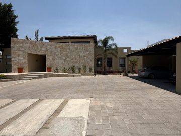 Increible Casa Estilo Toscana en Venta en Balcones Juriquilla